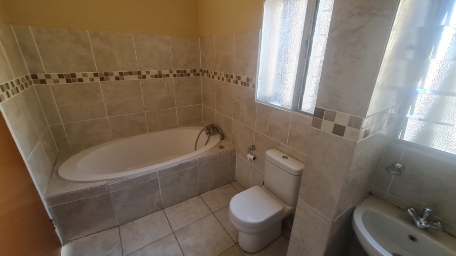3 Bedroom Property for Sale in Welkom Free State